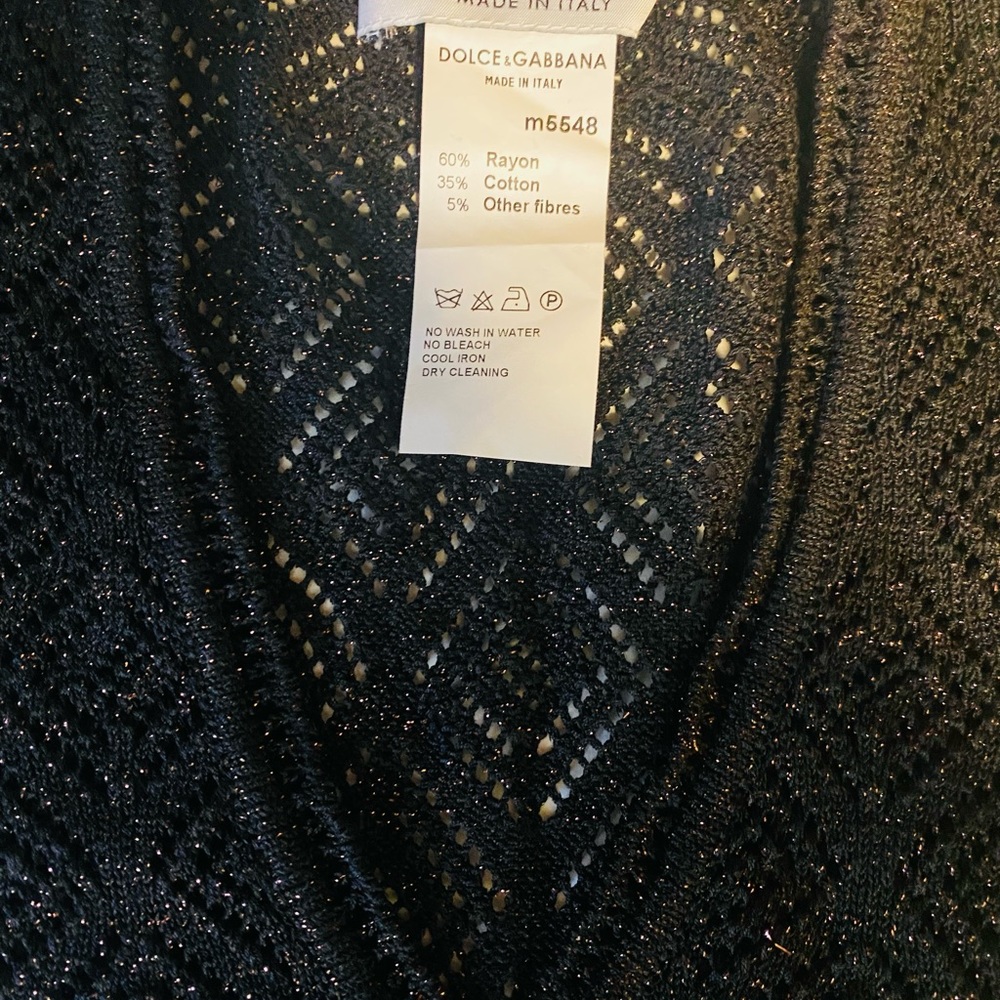 Dolce & Gabbana Top size M but runs like a Small (never worn) - Picture 3 of 5